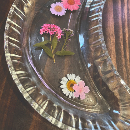 pressed flowers crescent moon tray