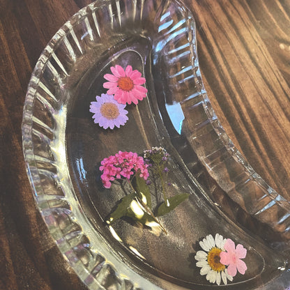 pressed flowers crescent moon tray